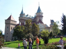 Kastélytúra Szlovákiában: Bajmóc vára és a Kistapolcsányi kastély